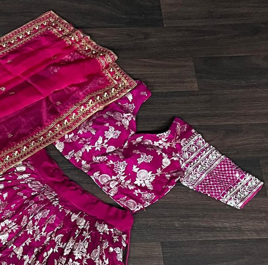Red Color Georgette And Thread With Sequnce Work Party Wear Collection Special Lehenga Choli Set