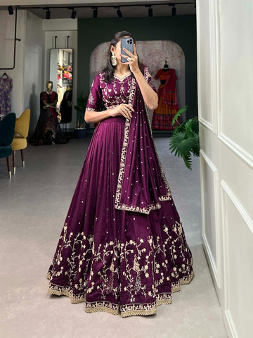 womens fashionable Blck Choli