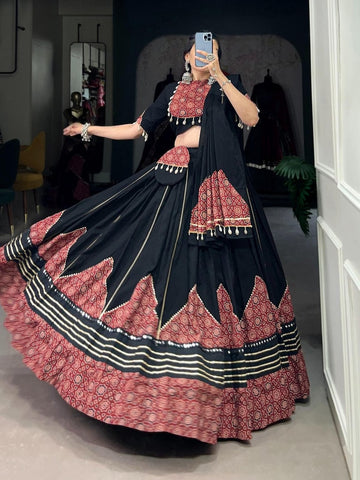 Traditional Set with Half Saree New Choli