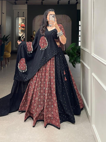 Navratri Special Pure Cotton Lehenga Choli – Beautifully Designed Festive Wear