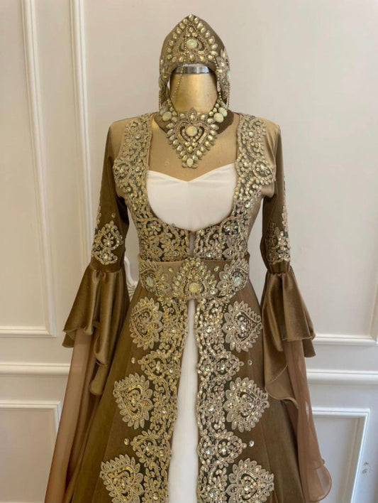 Gold velvet kaftan bindalli