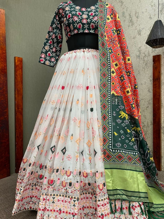 GEORGETTE HEAVY SEQUENCE COTTON THREAD EMBROIDERY WORK LEHENGHA CHOLI SET