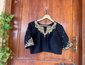 Black hand embroidery blouse