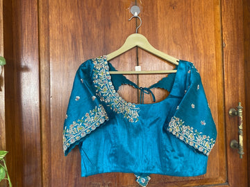pure silk hand embroidery blouse