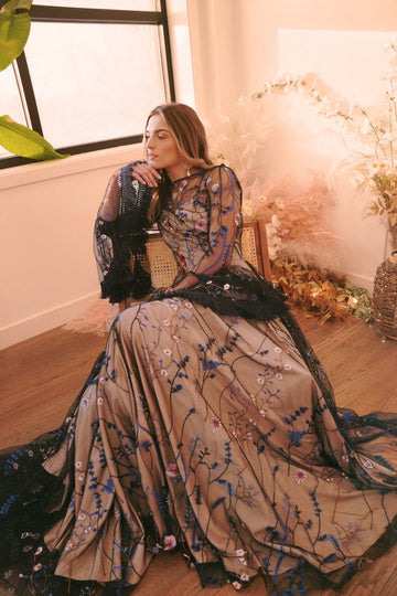 Unique Black Embroidery Lace Boho Wedding Dress Vintage Tassel Flare Sleeve Ope