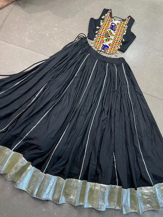 MOST BEAUTIFUL DESIGNER LEHENGA CHOLI DUPATTA