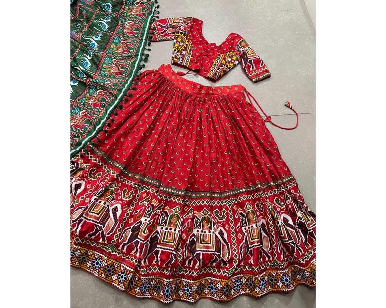 Chaniya Choli navratri special | Kutchi Work Traditional Chiffon Chaniya Choli | Lehenga Choli for Women's and Girls